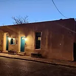 Comfort On Closson - Near Plaza - Fire Pit - Patio
