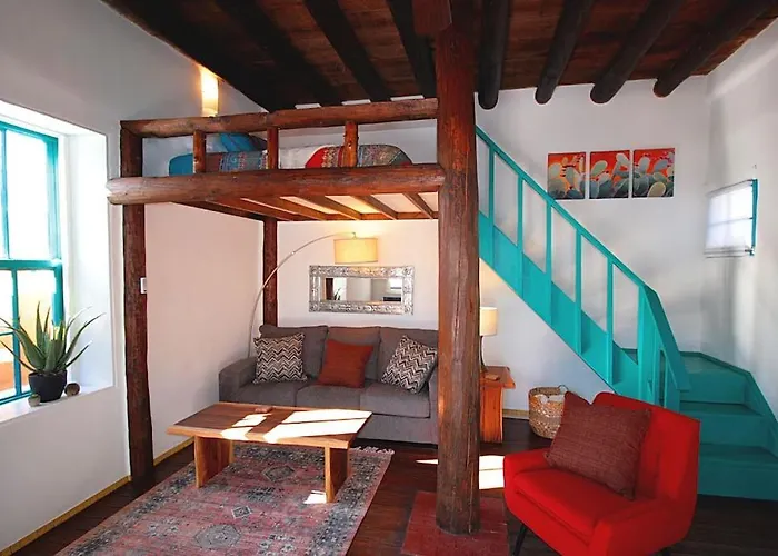 Comfort On Closson - Near Plaza - Fire Pit - Patio